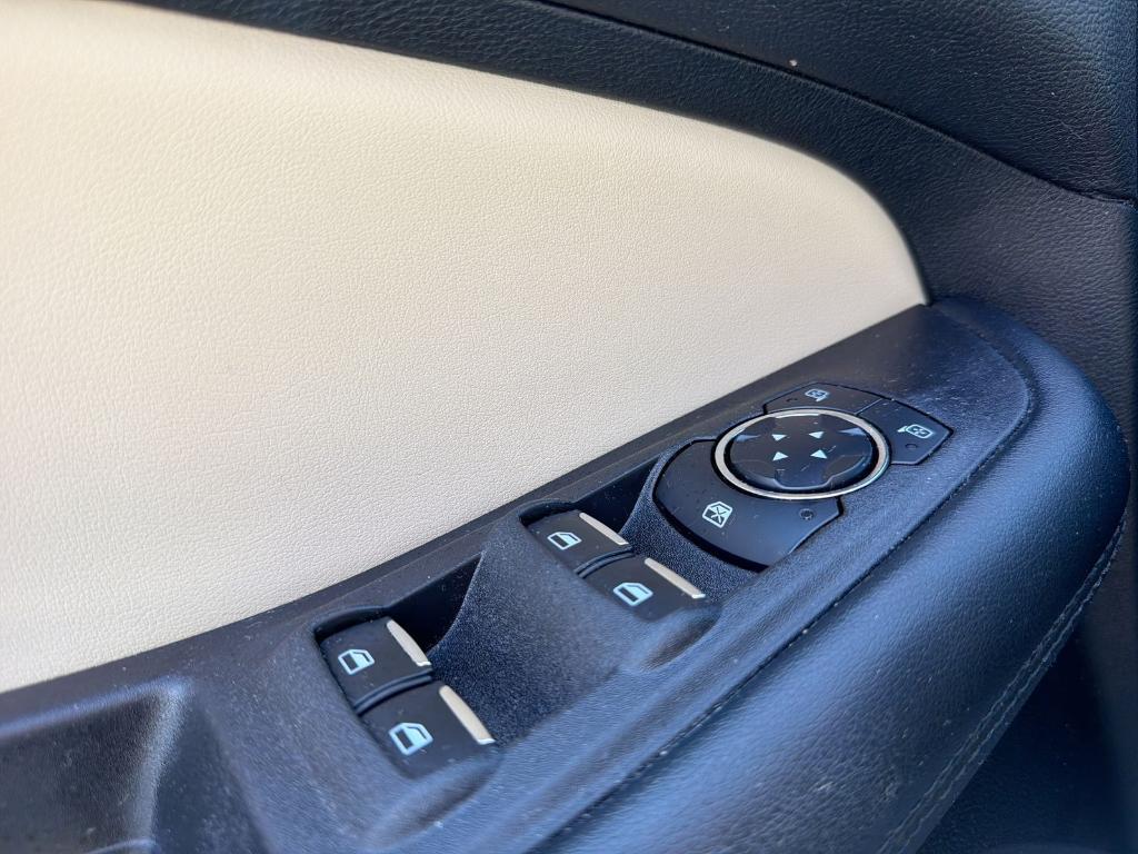 used 2023 Ford Edge car, priced at $25,275