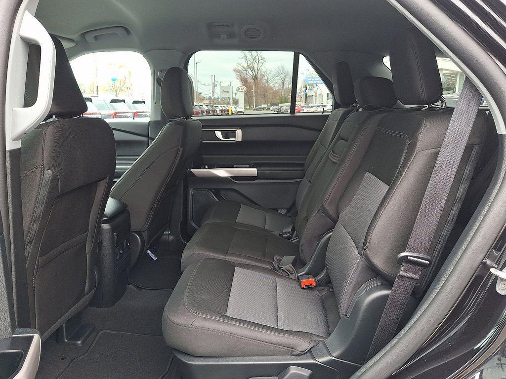 used 2023 Ford Explorer car