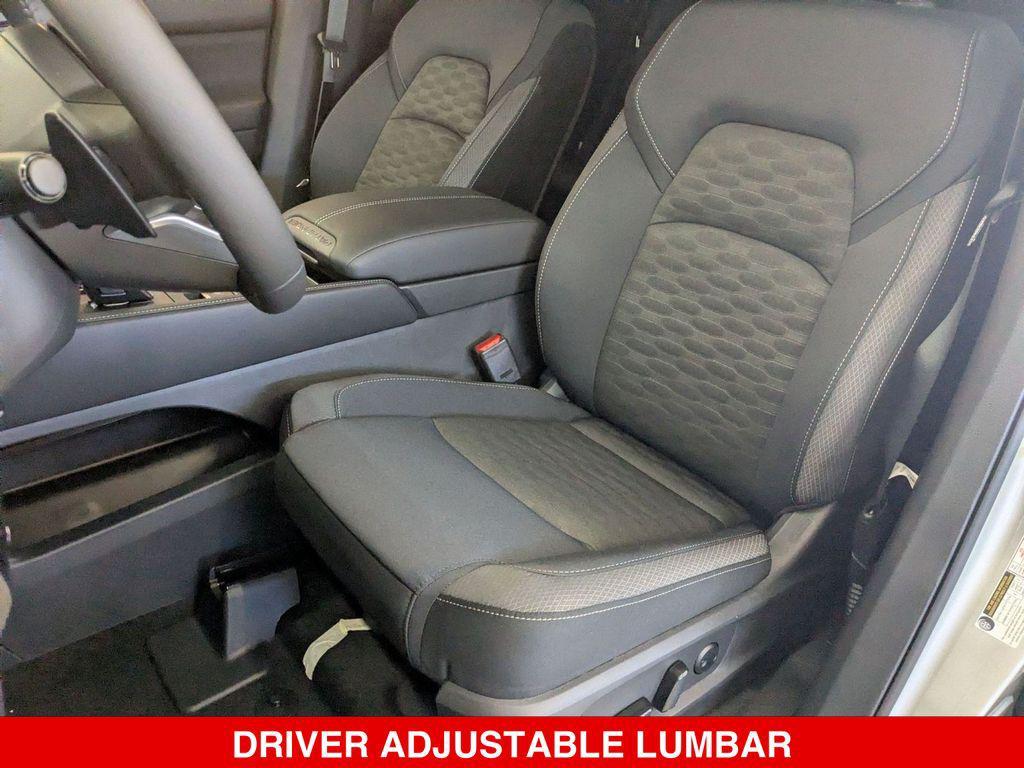 new 2025 Nissan Pathfinder car, priced at $40,862