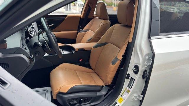 used 2025 Lexus ES 300h car, priced at $56,499