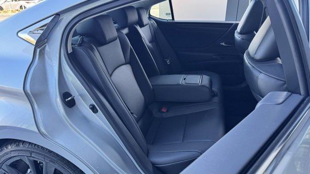 new 2025 Lexus ES 350 car, priced at $51,255
