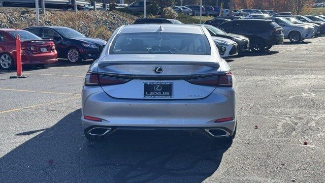 new 2025 Lexus ES 350 car, priced at $51,255