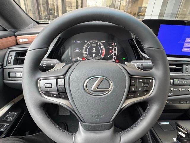 new 2025 Lexus ES 350 car, priced at $50,660