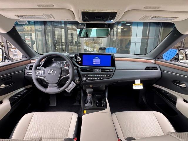 new 2025 Lexus ES 350 car, priced at $50,660