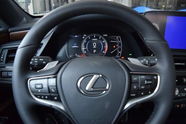 new 2025 Lexus ES 350 car, priced at $50,160