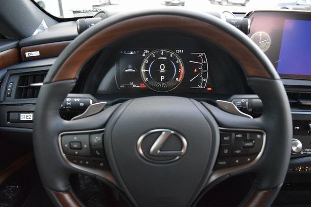 new 2025 Lexus ES 350 car, priced at $56,185