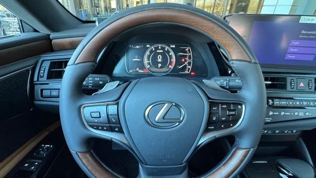 new 2025 Lexus ES 350 car, priced at $56,595