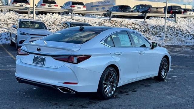 new 2025 Lexus ES 350 car, priced at $56,595