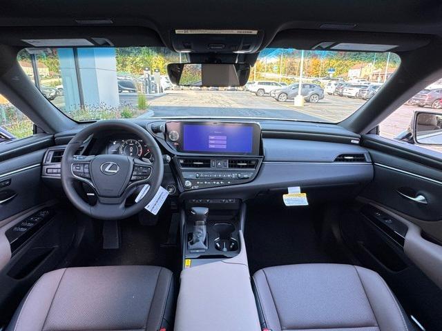 new 2025 Lexus ES 350 car, priced at $50,660