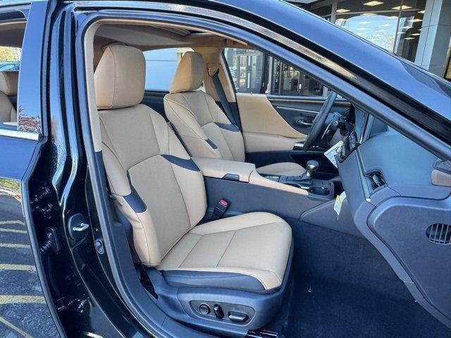 new 2025 Lexus ES 350 car, priced at $50,160