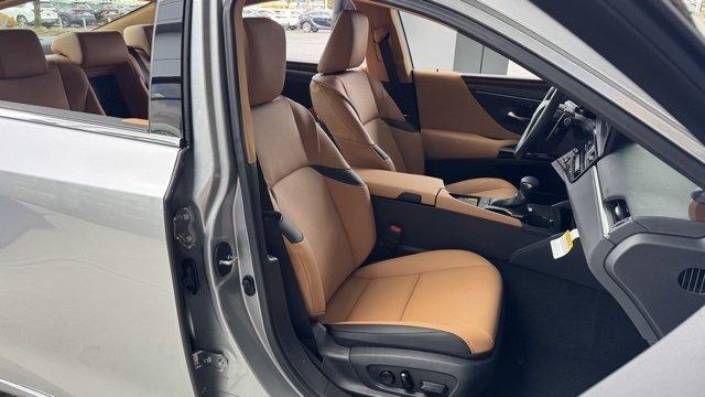 new 2025 Lexus ES 350 car, priced at $50,660