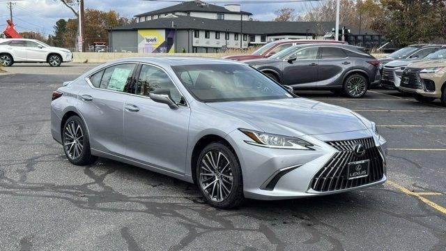 new 2025 Lexus ES 350 car, priced at $50,660