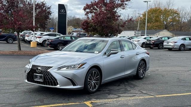 new 2025 Lexus ES 350 car, priced at $50,660