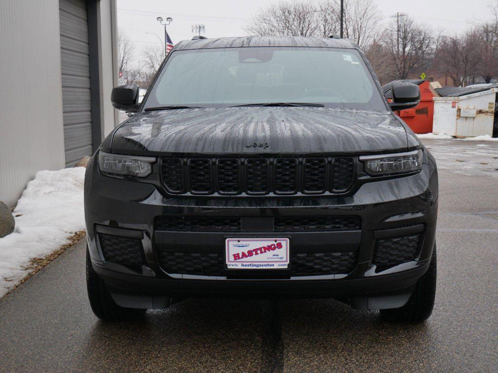new 2025 Jeep Grand Cherokee L car, priced at $42,832