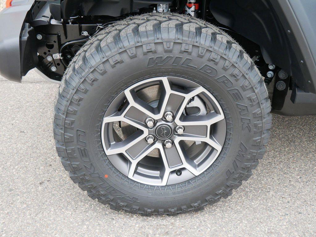 new 2026 Jeep Gladiator car, priced at $53,417