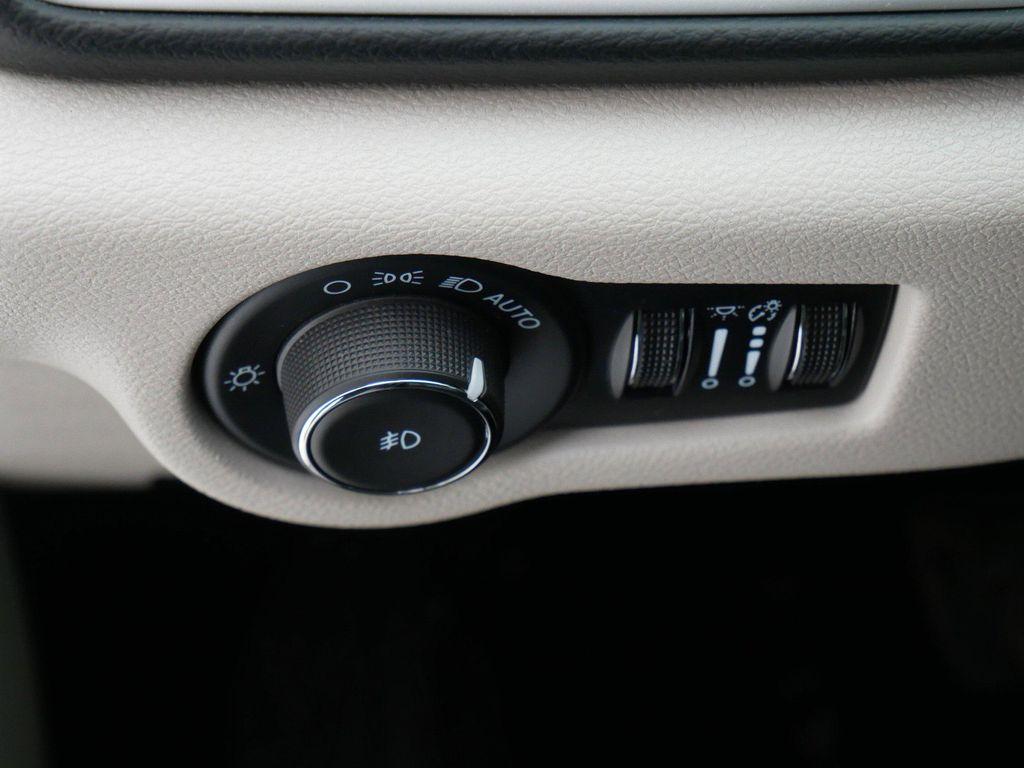 used 2024 Chrysler Pacifica car, priced at $26,982