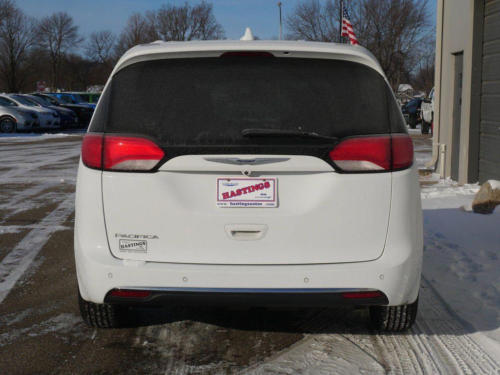used 2020 Chrysler Pacifica car, priced at $15,982