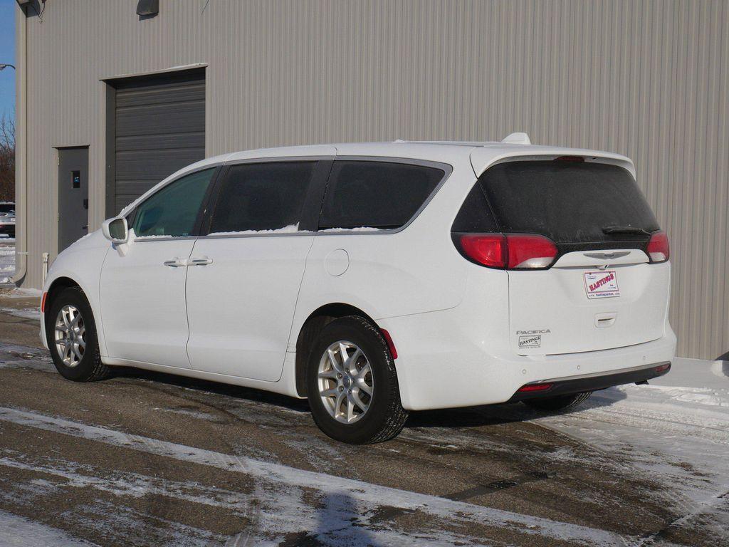 used 2020 Chrysler Pacifica car, priced at $15,982