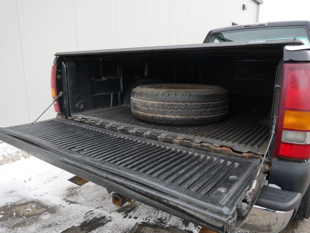 used 2000 GMC Sierra 1500 car, priced at $5,982