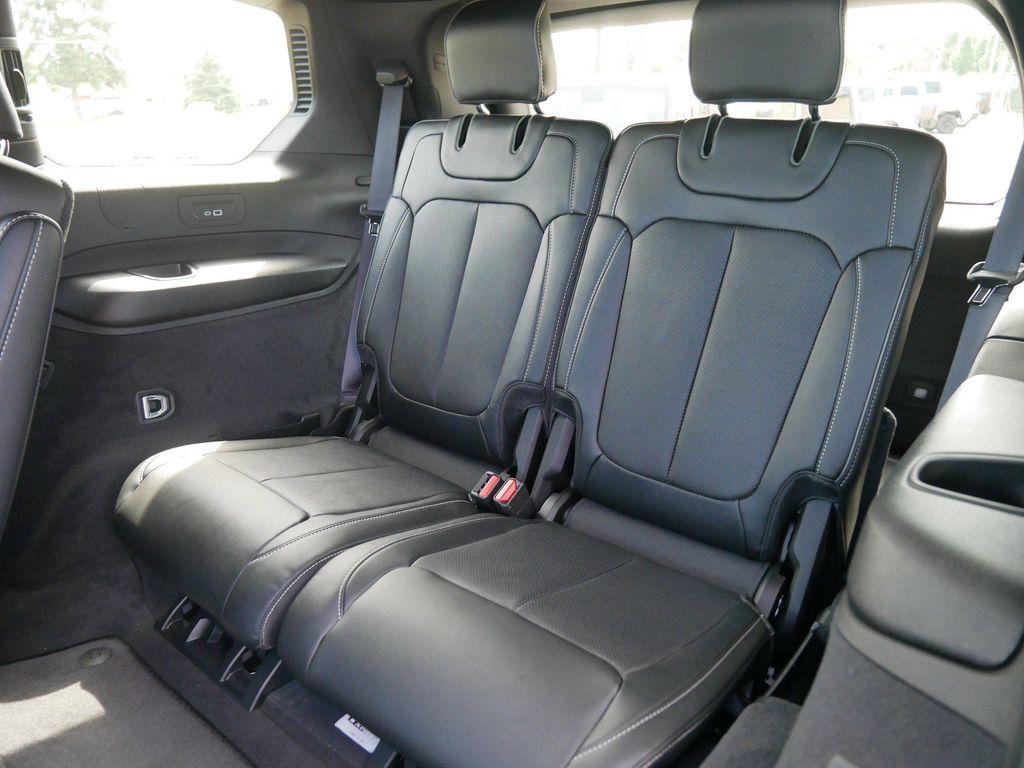 new 2025 Jeep Grand Cherokee L car, priced at $55,762