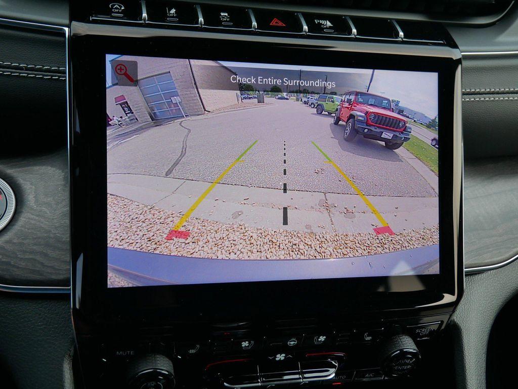 new 2025 Jeep Grand Cherokee L car, priced at $55,762