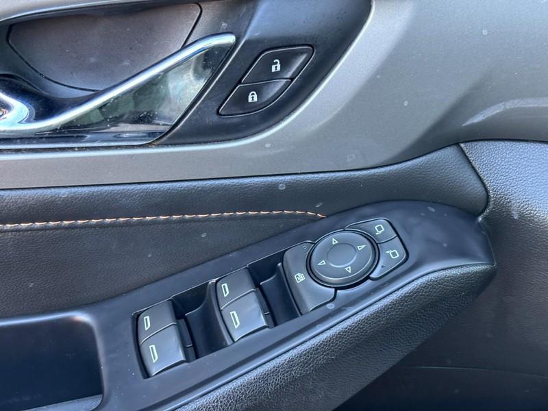 used 2020 Chevrolet Traverse car, priced at $16,090