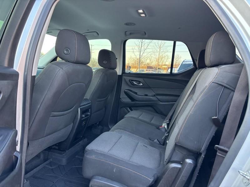 used 2020 Chevrolet Traverse car, priced at $16,090