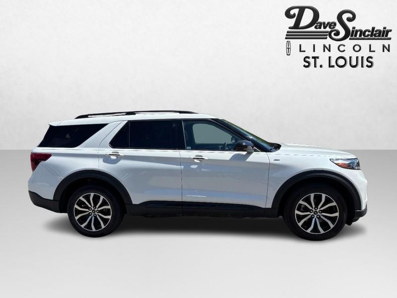 used 2024 Ford Explorer car, priced at $39,019