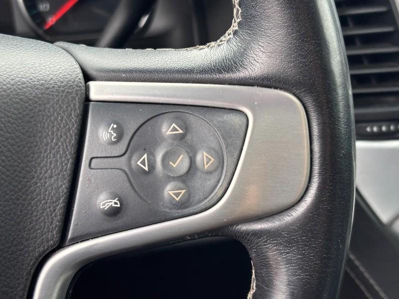 used 2020 GMC Yukon car, priced at $26,706