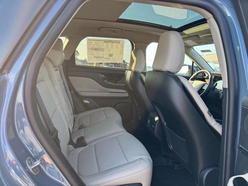 new 2025 Lincoln Corsair car, priced at $55,442