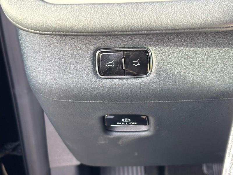 new 2026 Lincoln Navigator car, priced at $115,060