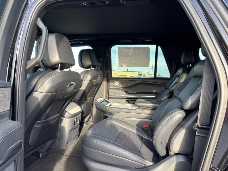 new 2026 Lincoln Navigator car, priced at $115,060
