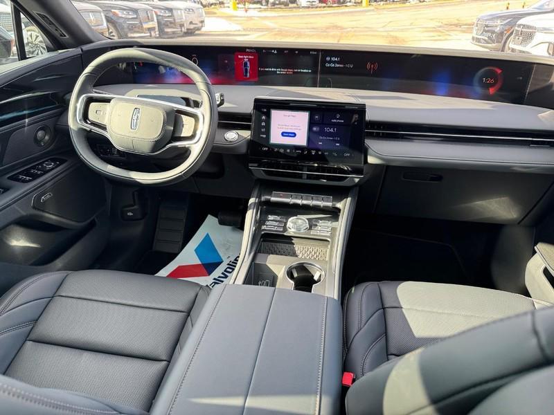 new 2025 Lincoln Nautilus car, priced at $55,448