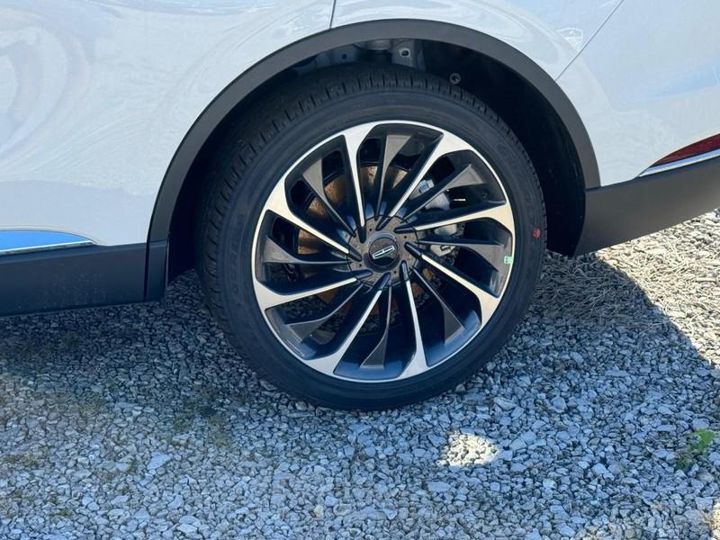 new 2025 Lincoln Aviator car, priced at $71,502