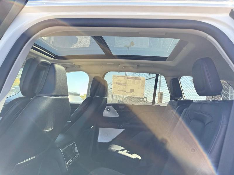 new 2025 Lincoln Aviator car, priced at $71,502