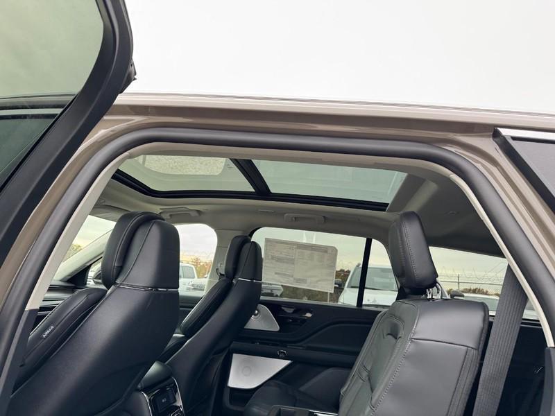new 2026 Lincoln Aviator car, priced at $80,350