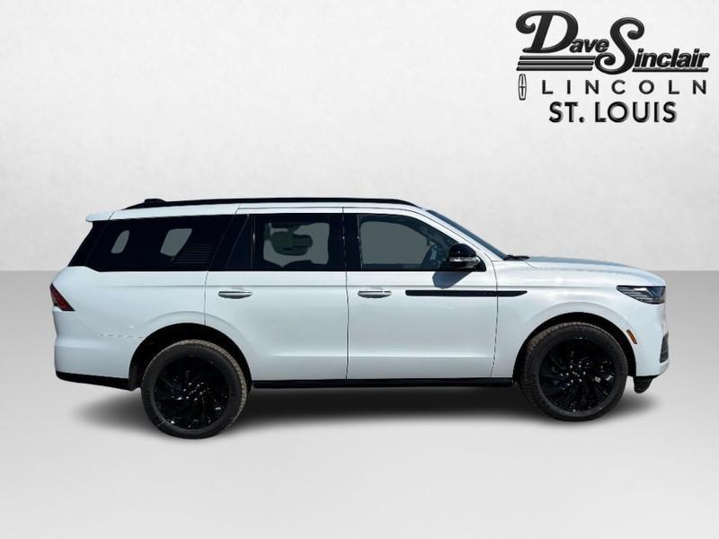 new 2026 Lincoln Navigator car, priced at $110,134