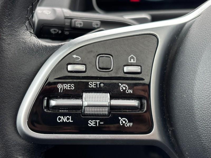 used 2021 Mercedes-Benz GLB 250 car, priced at $27,337