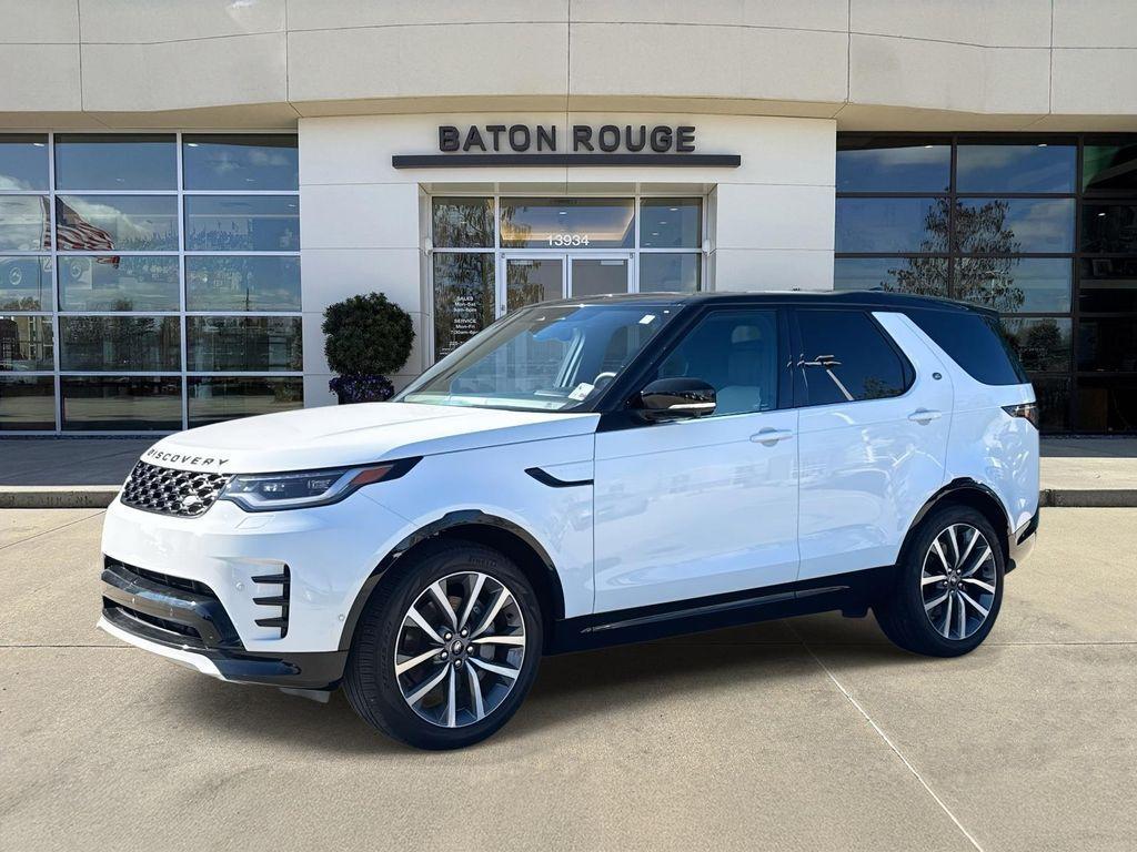 used 2024 Land Rover Discovery car, priced at $50,885