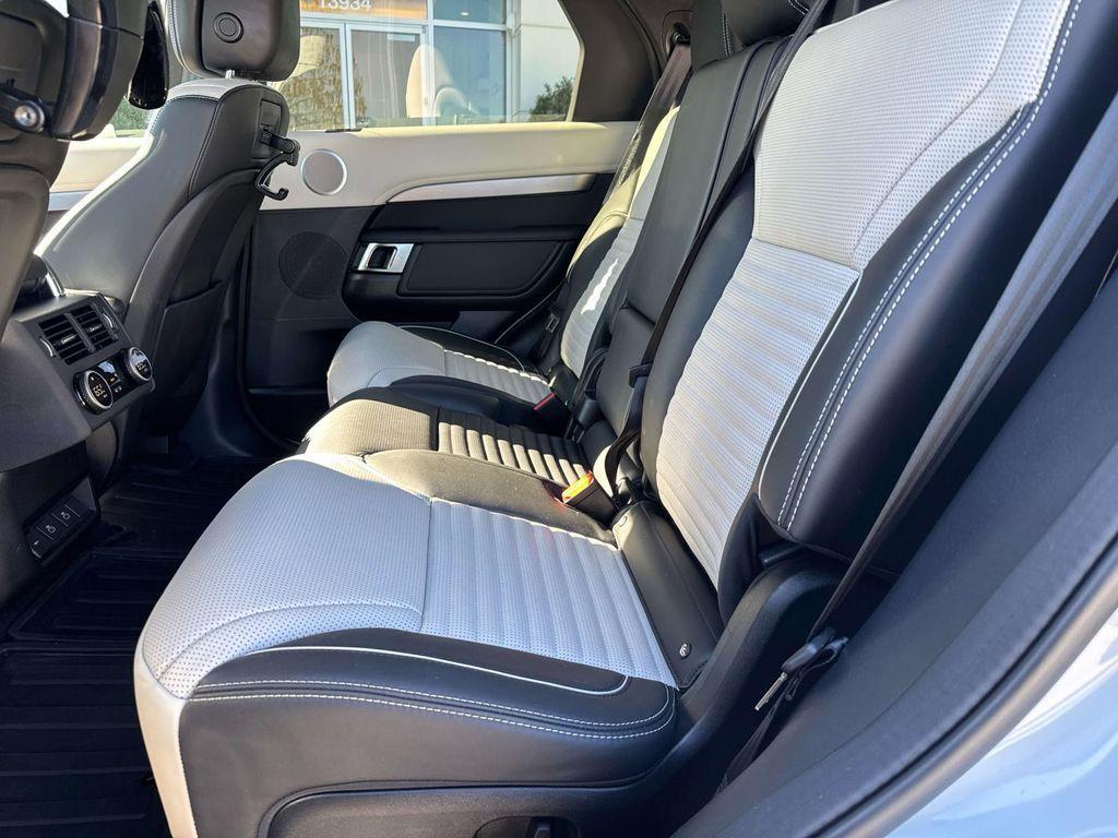 used 2024 Land Rover Discovery car, priced at $50,885