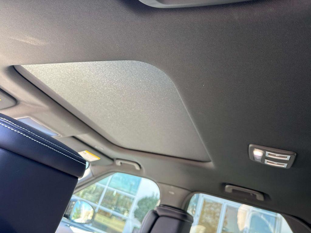 used 2024 Land Rover Discovery car, priced at $50,885