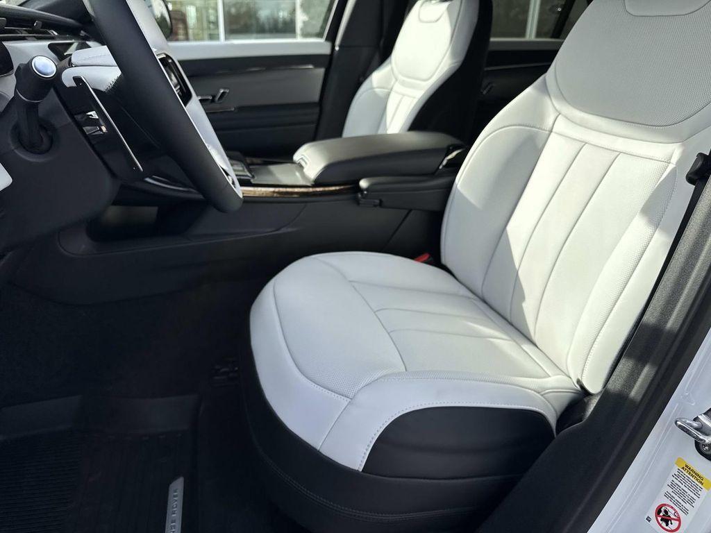 new 2026 Land Rover Range Rover Sport car, priced at $100,435