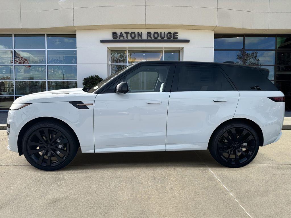 new 2026 Land Rover Range Rover Sport car, priced at $100,435