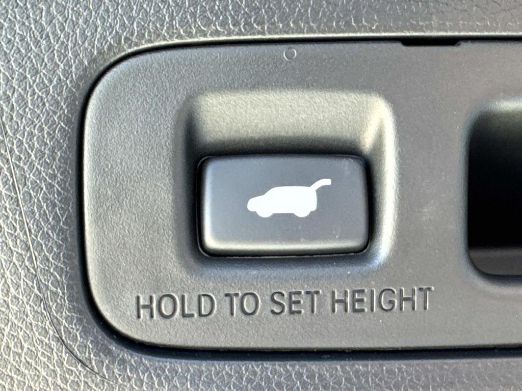 used 2025 Honda CR-V Hybrid car, priced at $35,940