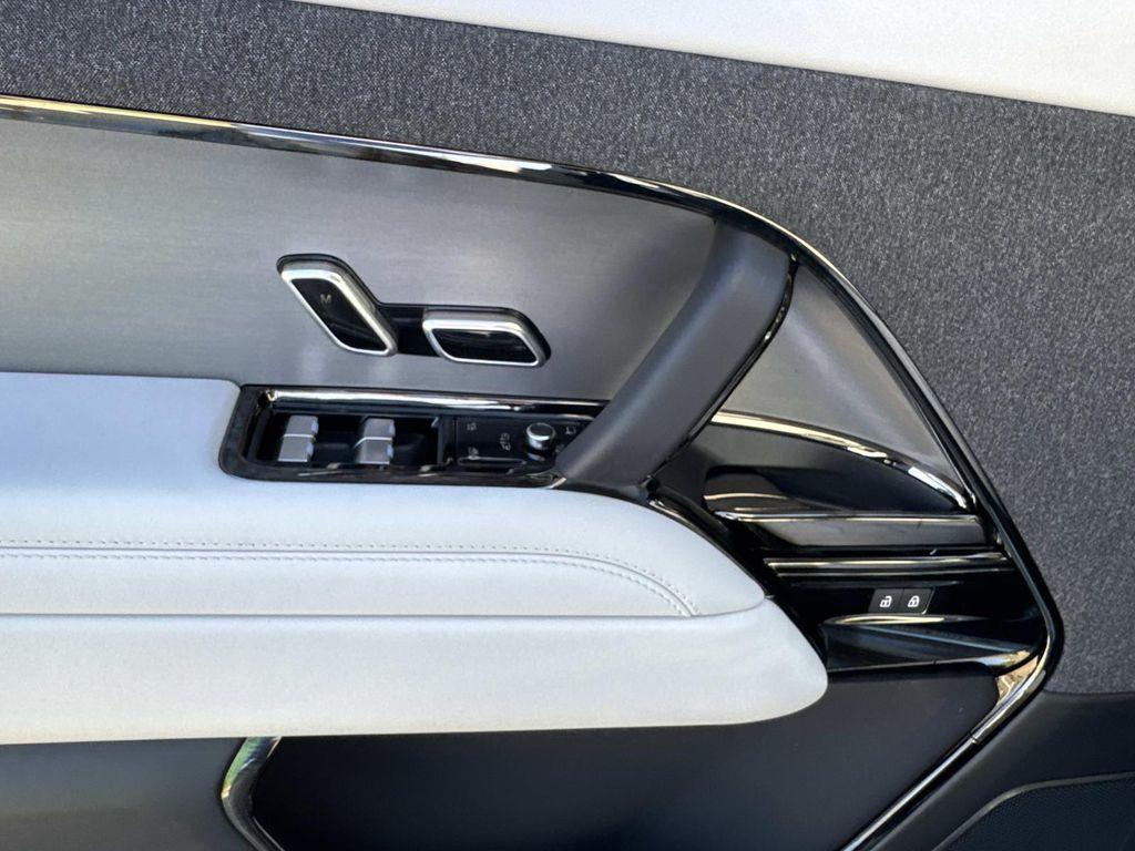 new 2026 Land Rover Range Rover Sport car, priced at $92,505