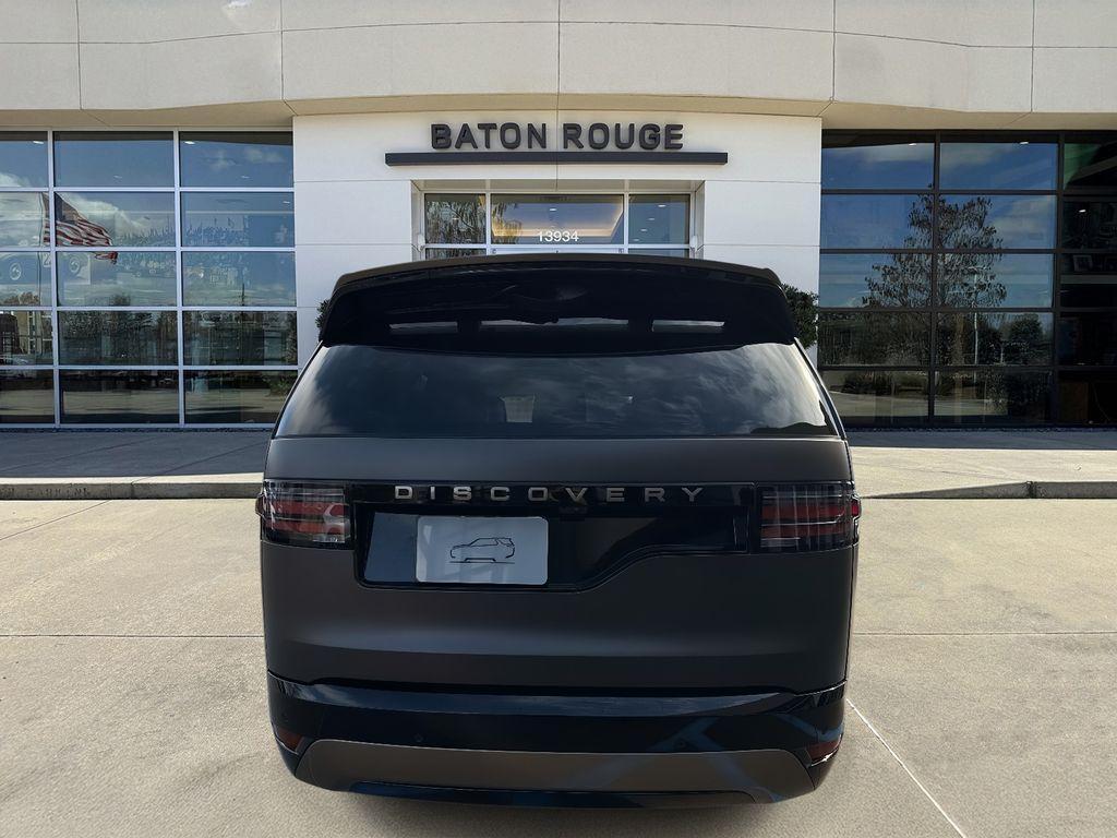 new 2026 Land Rover Discovery car, priced at $88,635