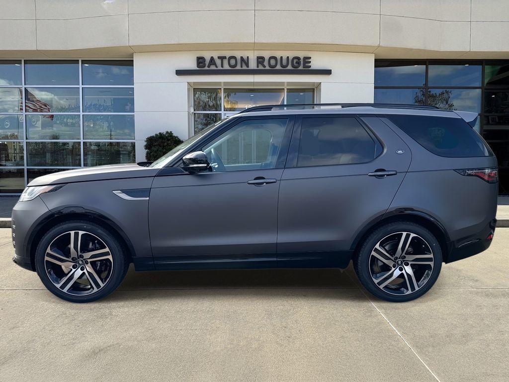 new 2026 Land Rover Discovery car, priced at $88,635