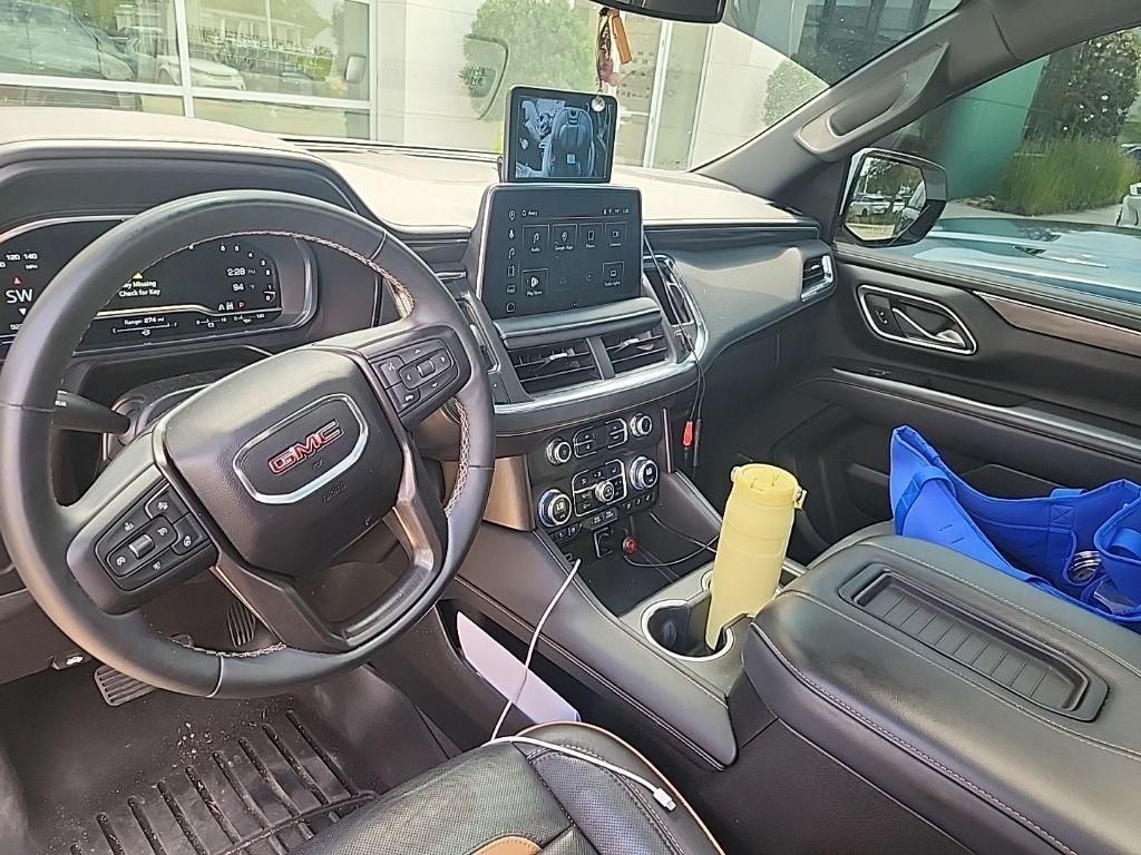 used 2023 GMC Yukon car, priced at $62,138