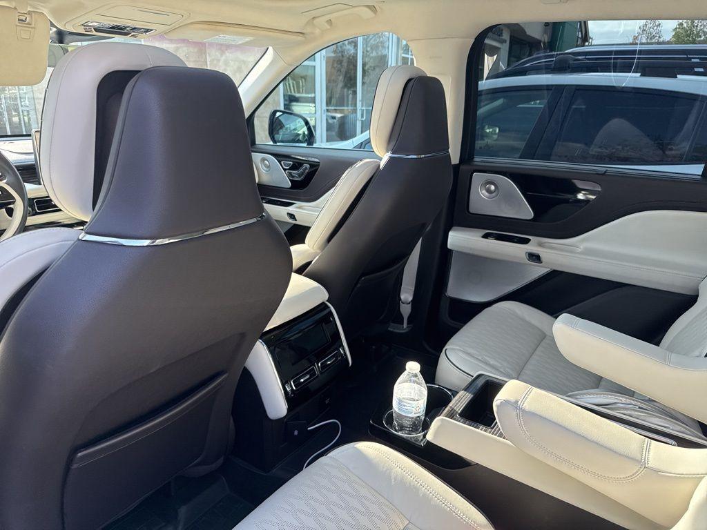 used 2021 Lincoln Aviator car, priced at $39,378