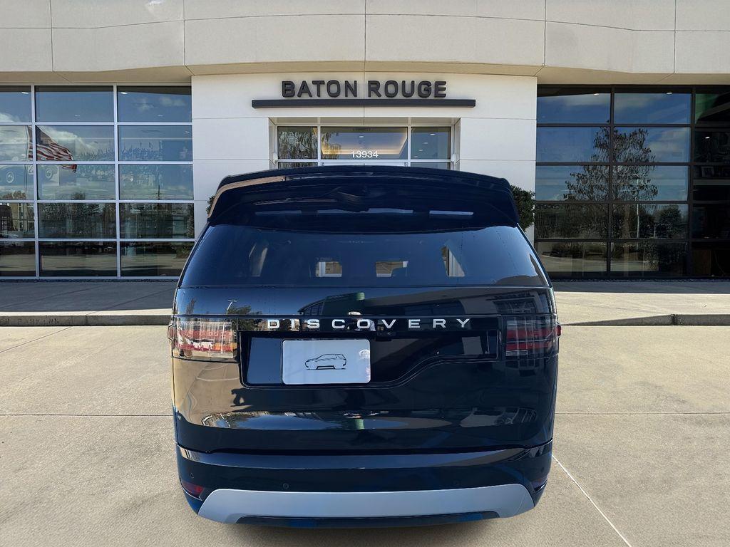 new 2026 Land Rover Discovery car, priced at $76,830